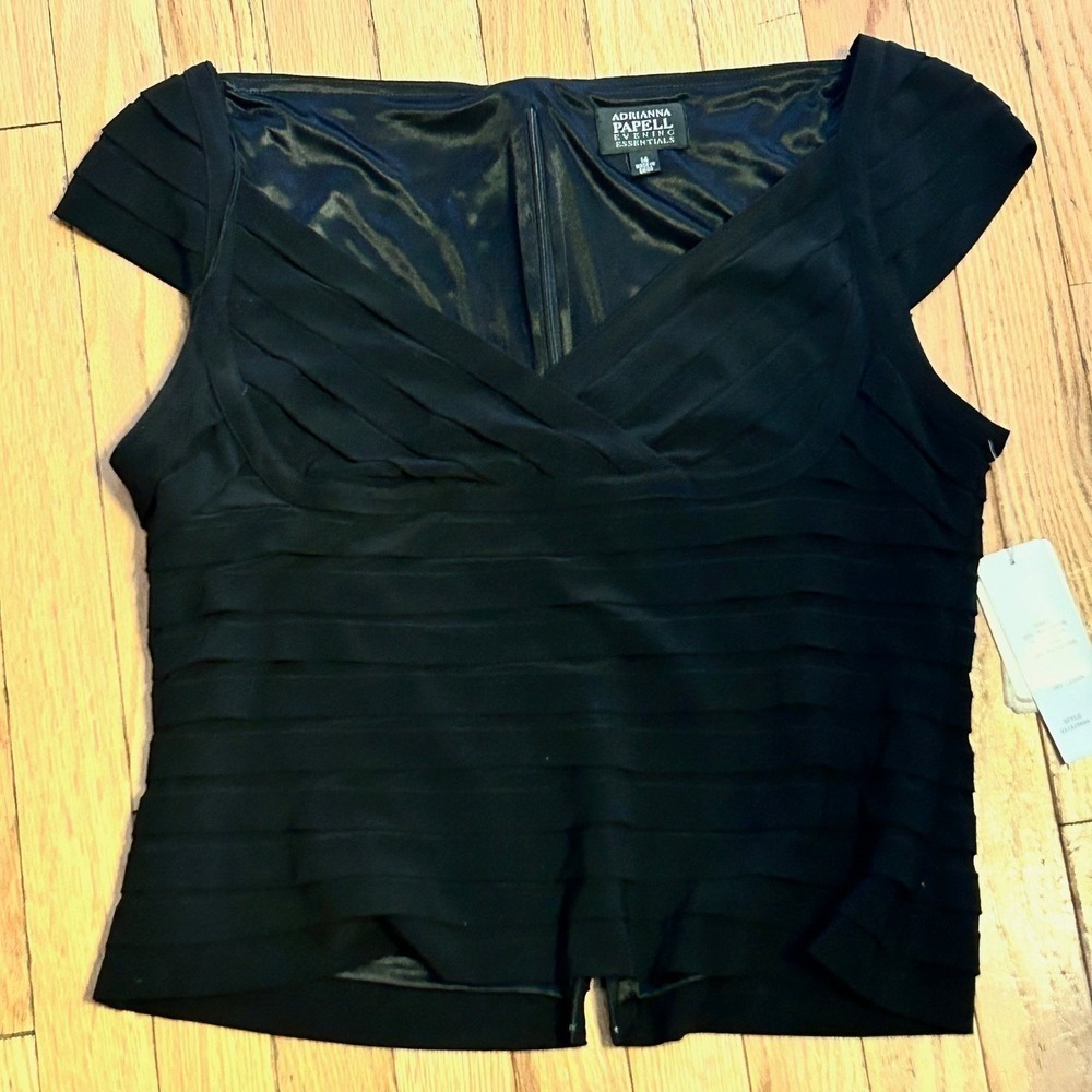 NWT Adrianna Papell Evening Wear Formal Black Cap Sleeve Top Size 14 T45-4